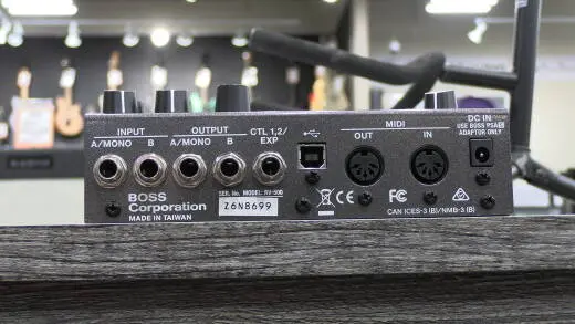 BOSS - RV-500 2